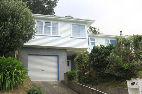 Photo of property in 10 Terawhiti Terrace, Karori, Wellington, 6012