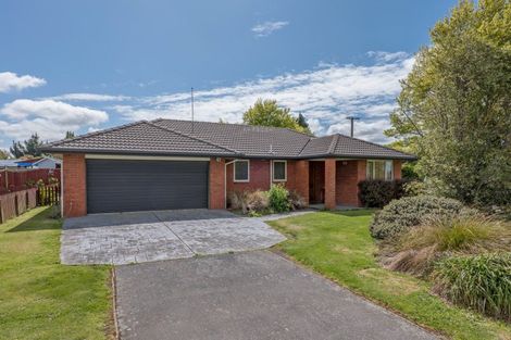 Photo of property in 16 Clinton Street, Darfield, 7510