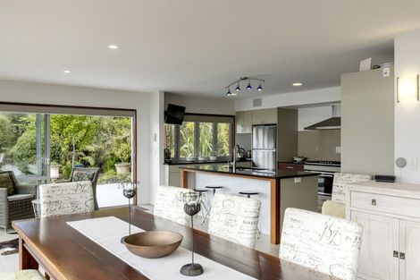 Photo of property in 26 Whakamoenga Point, Acacia Bay, Taupo, 3385