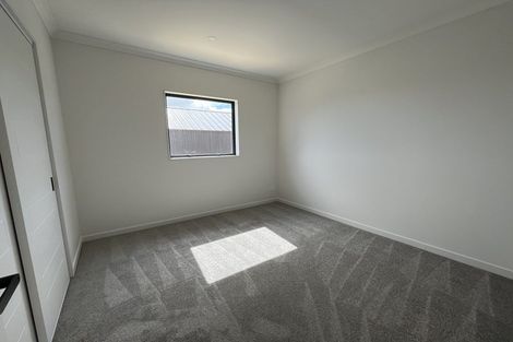 Photo of property in 43 Maungakaraka Road, Karaka, 2580