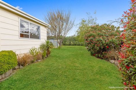 Photo of property in 64 Leamington Street, Waikaia, 9778