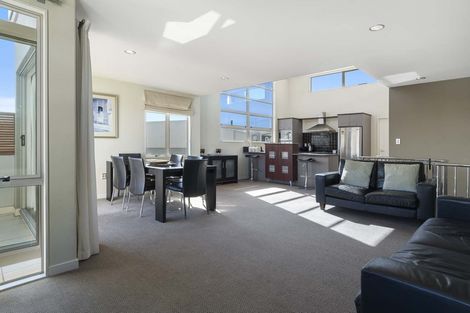 Photo of property in 7/29 Third Avenue, Tauranga, 3110