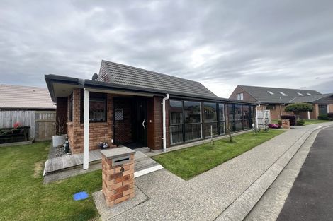 Photo of property in Rangeview Villas, 4/9 Fuller Close, Levin, 5510