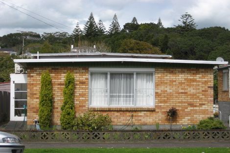 Photo of property in 46 Pendarves Street, New Plymouth, 4310