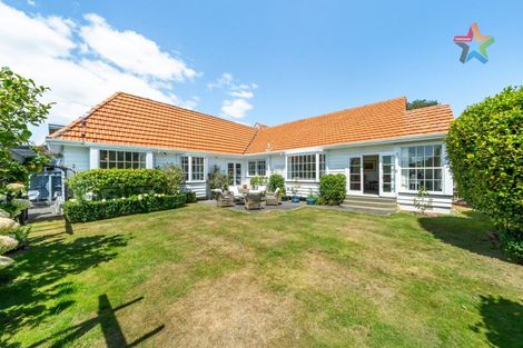 Photo of property in 67 Queens Grove, Hutt Central, Lower Hutt, 5010