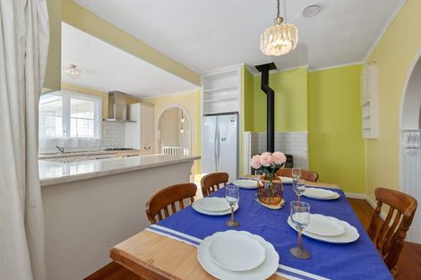 Photo of property in 1 Matipo Avenue, Pomare, Rotorua, 3015