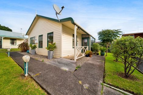 Photo of property in 4/70-76 Whiteley Street, Moturoa, New Plymouth, 4310