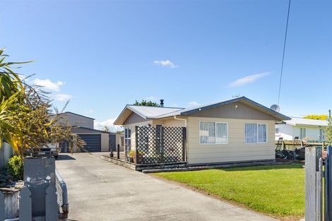 Photo of property in 8 Ouse Street, Rongotea, 4476