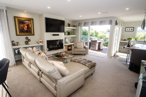 Photo of property in 82 Pohutukawa Parade, Riverhead, 0820