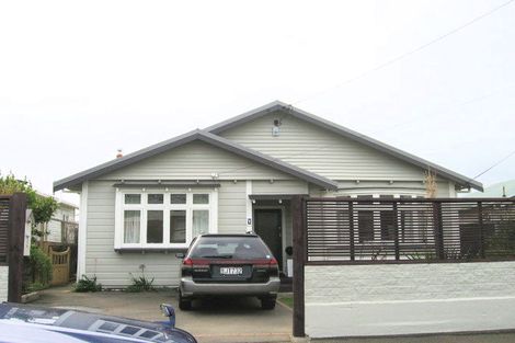 Photo of property in 7 Resolution Street, Lyall Bay, Wellington, 6022