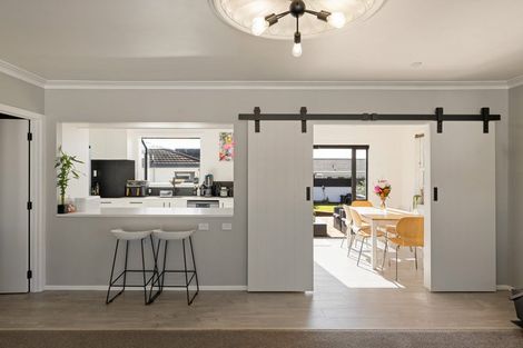 Photo of property in 166 Sandwich Road, St Andrews, Hamilton, 3200