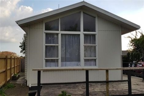 Photo of property in 24 Bedlington Avenue, Manurewa, Auckland, 2102