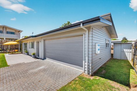 Photo of property in 2/18 Frederick Street, Two Mile Bay, Taupo, 3330