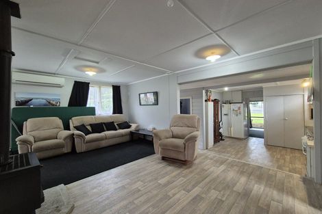 Photo of property in 395 Edward Street, Coromandel, 3506