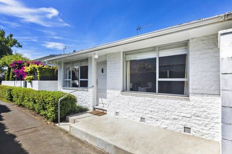 Photo of property in 3/98 Holly Road, St Albans, Christchurch, 8014