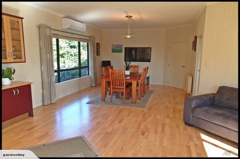 Photo of property in 27a Shelter Grove, Frankleigh Park, New Plymouth, 4310