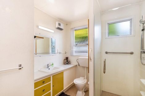 Photo of property in 52 Koha Road, Taupo, 3330