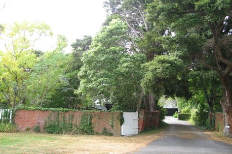 Photo of property in 43 Barton Road, Heretaunga, Upper Hutt, 5018