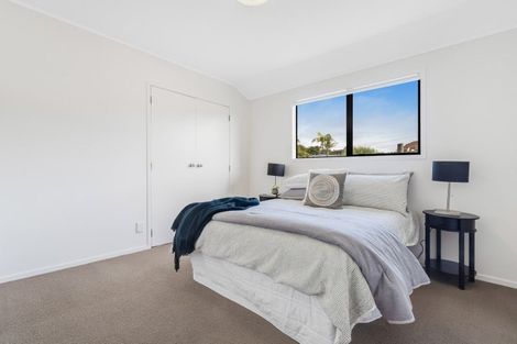 Photo of property in 91a Uxbridge Road, Cockle Bay, Auckland, 2014