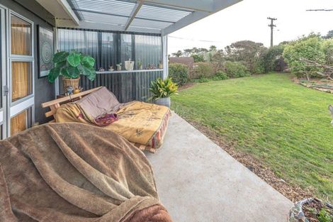 Photo of property in 1929 Parewanui Road, Parewanui, Bulls, 4894