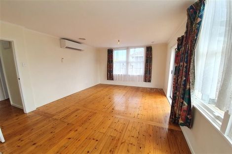 Photo of property in 11a Forth Terrace, Roslyn, Palmerston North, 4414