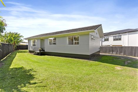 Photo of property in 39 Court Town Close, Mangere, Auckland, 2022