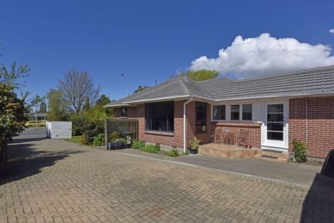 Photo of property in 853 Main North Road, Belfast, Christchurch, 8051