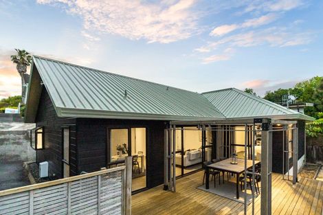 Photo of property in 2/13 Hororata Road, Hauraki, Auckland, 0622