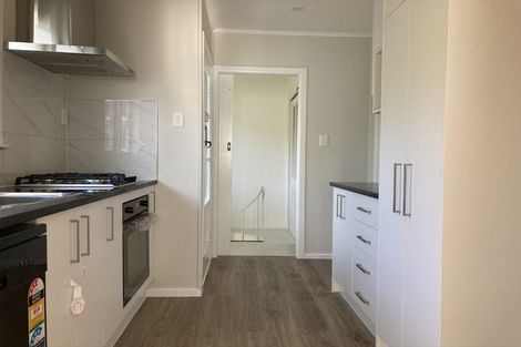 Photo of property in 80 Stottholm Road, Titirangi, Auckland, 0604