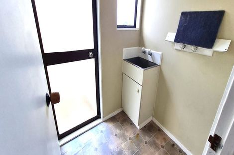 Photo of property in 2/21 Silver Creek Road, Weymouth, Auckland, 2103