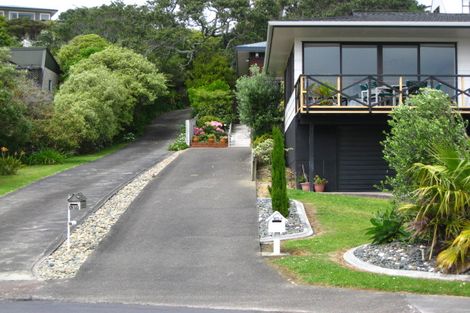 Photo of property in 115a Pacific Parade, Army Bay, Whangaparaoa, 0930