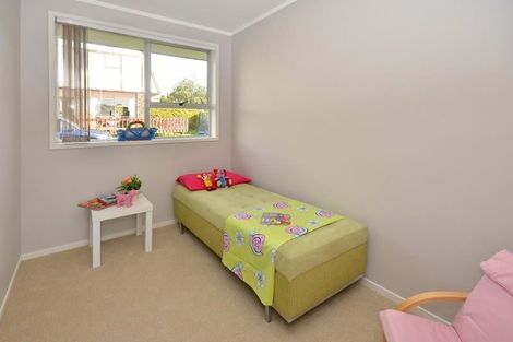 Photo of property in 2/42 Cherry Road, Bucklands Beach, Auckland, 2014