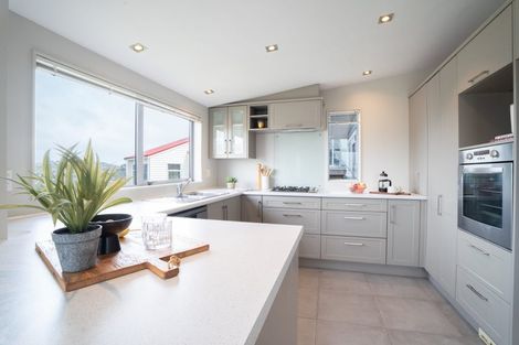 Photo of property in 63a Erlestoke Crescent, Churton Park, Wellington, 6037