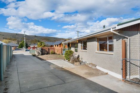 Photo of property in 77 Fache Street, Clyde, 9330