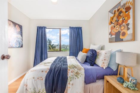 Photo of property in 17 The Bollard, Whitby, Porirua, 5024