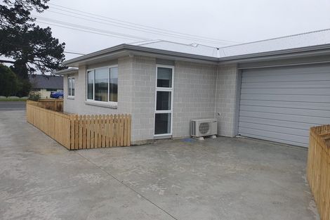 Photo of property in 43a Wainuiomata Road, Wainuiomata, Lower Hutt, 5014