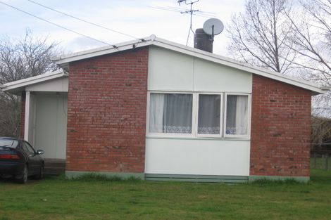 Photo of property in 28 Calvert Street, Papakura, 2110