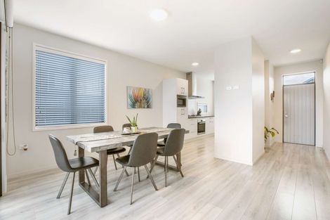 Photo of property in 2 Courage Road, Papakura, 2110