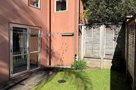 Photo of property in 24 Carnmore Place, Torbay, Auckland, 0630
