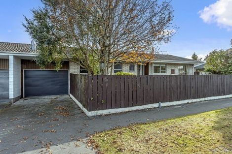 Photo of property in 1/1 Hounslow Street, Ilam, Christchurch, 8041