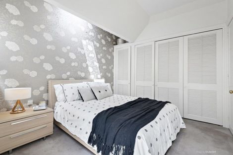 Photo of property in 5 Poplar Grove, Thorndon, Wellington, 6011