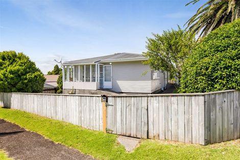 Photo of property in 2 Antonia Place, Bell Block, New Plymouth, 4312