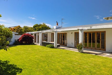 Photo of property in 117 Hamilton Avenue, Ilam, Christchurch, 8041