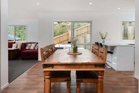 Photo of property in 16 Antrim Glade, Welcome Bay, Tauranga, 3175