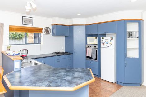 Photo of property in 61 Saint James Drive, Huntington, Hamilton, 3210