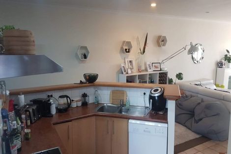 Photo of property in Tuscany Towers, 20/1 Ambrico Place, New Lynn, Auckland, 0600