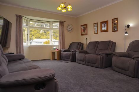 Photo of property in 95 Marlborough Street, Greymouth, 7805