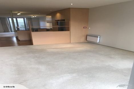 Photo of property in Sanctum Apartment, 10 Ebor Street, Te Aro, Wellington, 6011