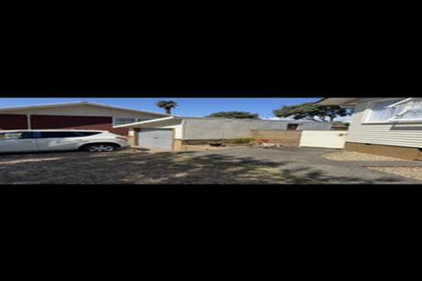 Photo of property in 42 Beeston Crescent, Manurewa, Auckland, 2102