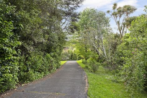Photo of property in 14 Cochran Road, Oratia, Auckland, 0604